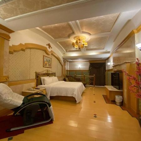 I Travel Motel - II Kaohsiung Exterior photo