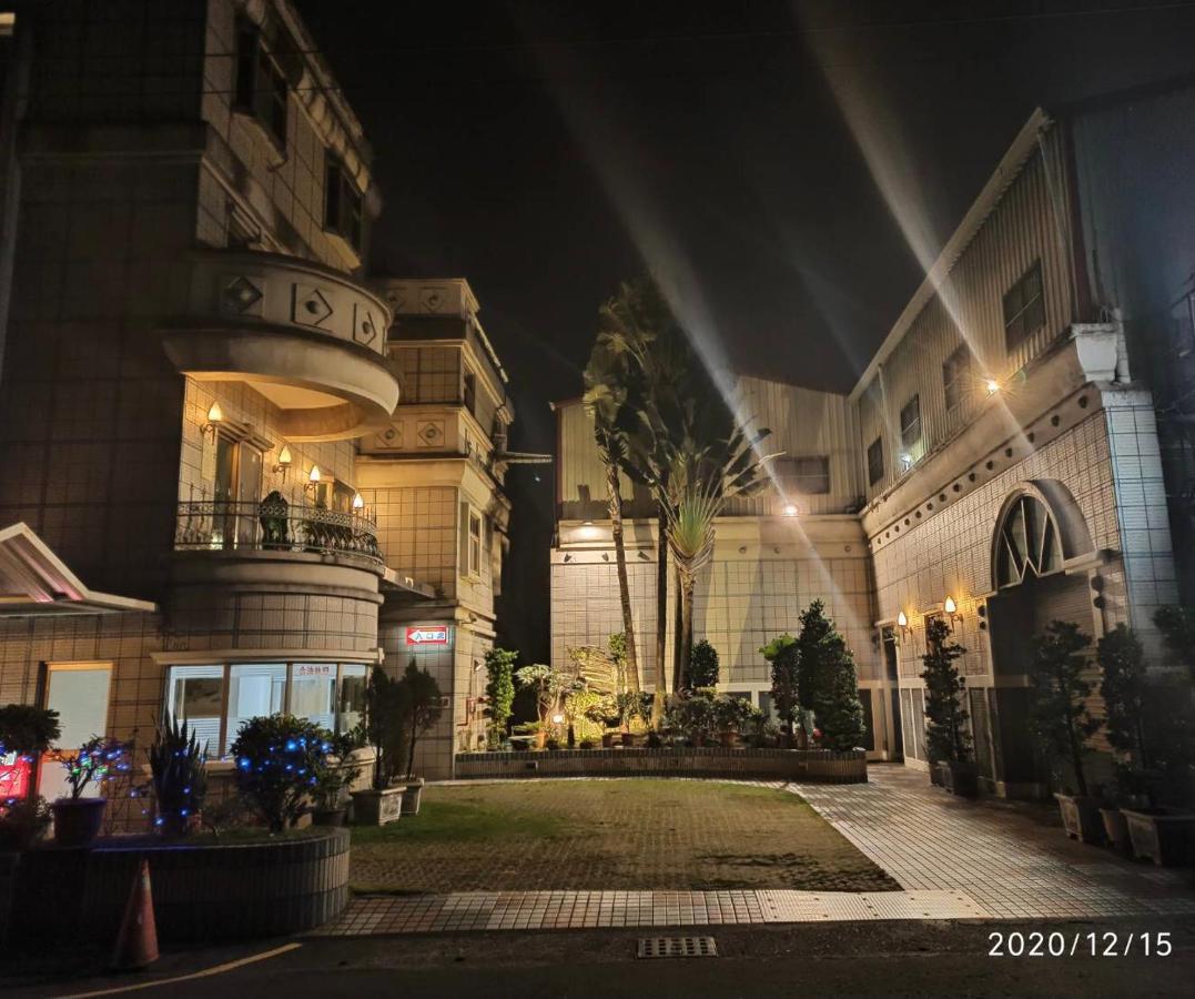 I Travel Motel - II Kaohsiung Exterior photo