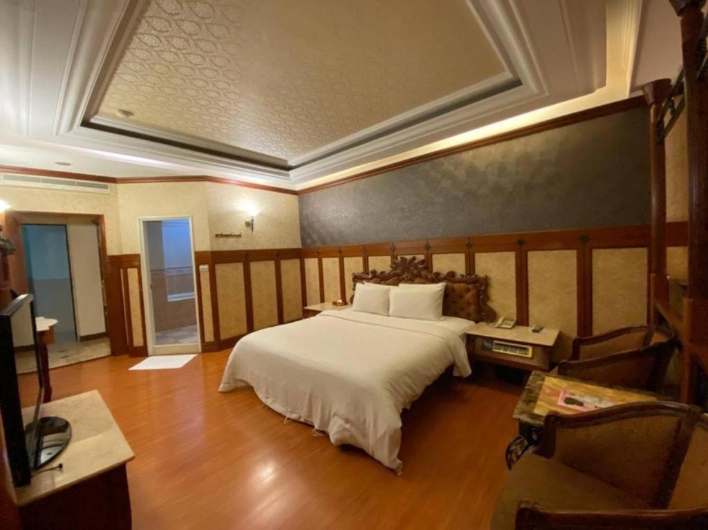 I Travel Motel - II Kaohsiung Exterior photo