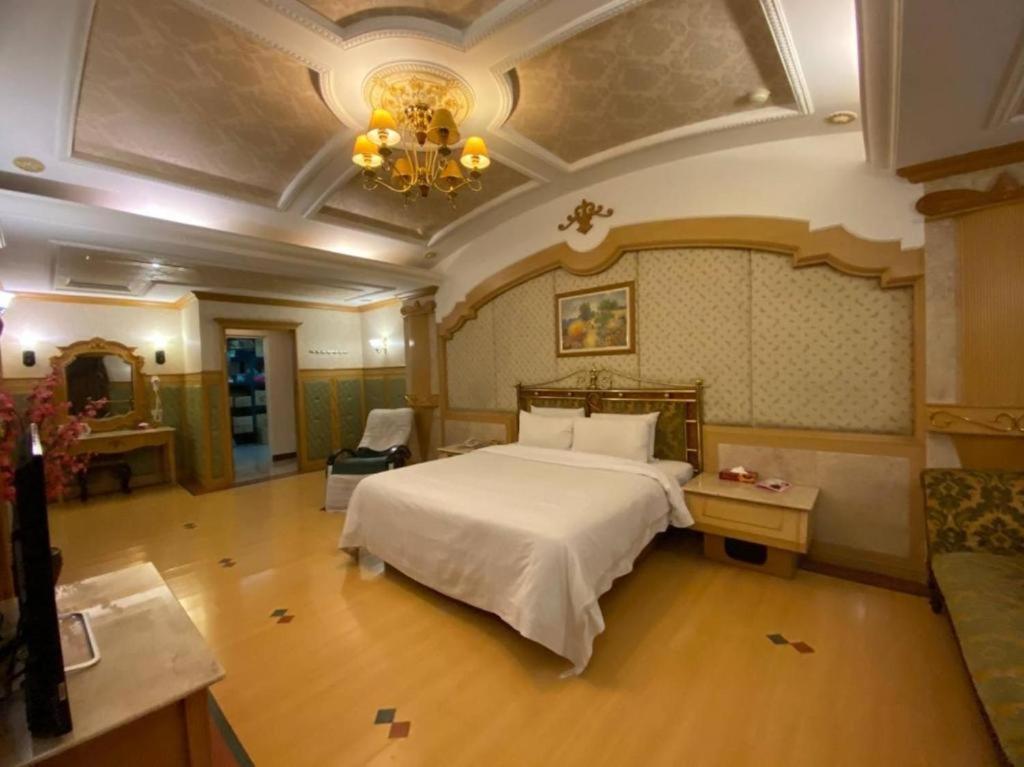 I Travel Motel - II Kaohsiung Exterior photo